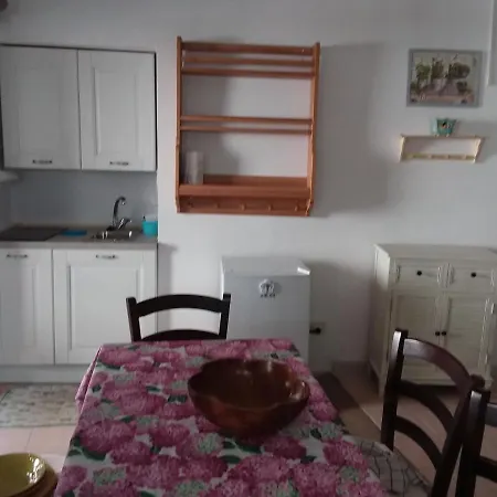 Casa Nella Tranquillità Del Centro Storico Di *